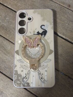 Decorative Beige S25 Phone Case with Gold Butterfly Ring Holder